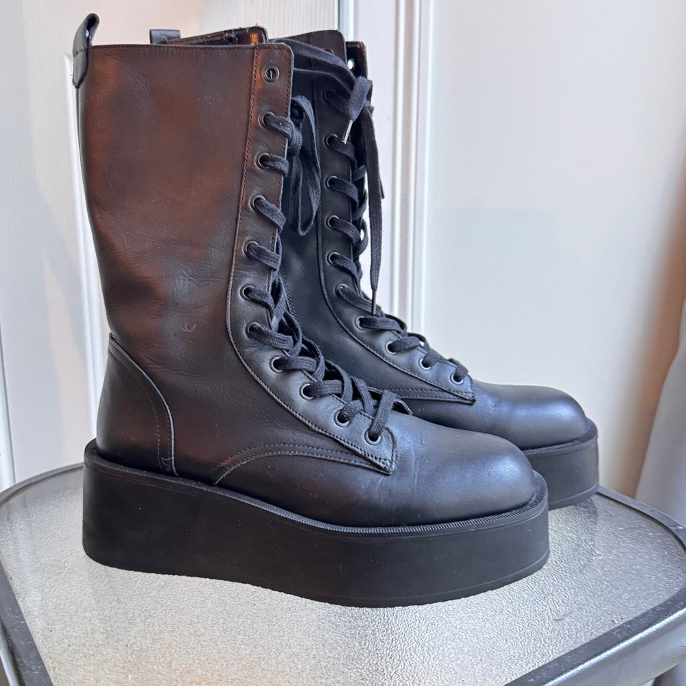 Leather Platform Lace-Up combat Boots